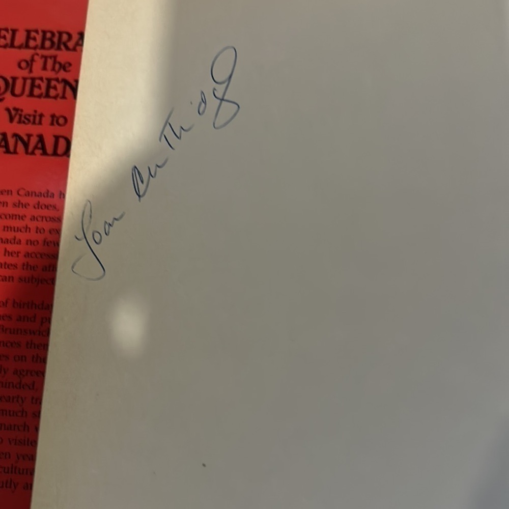 In Celebration of The Queen's Visit to Canada Book by Trevor Hall Published 1984 - Picture 5 of 8